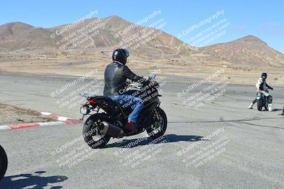 media/Feb-05-2023-Classic Track Day (Sun) [[c35aca4a42]]/Around the Pits/